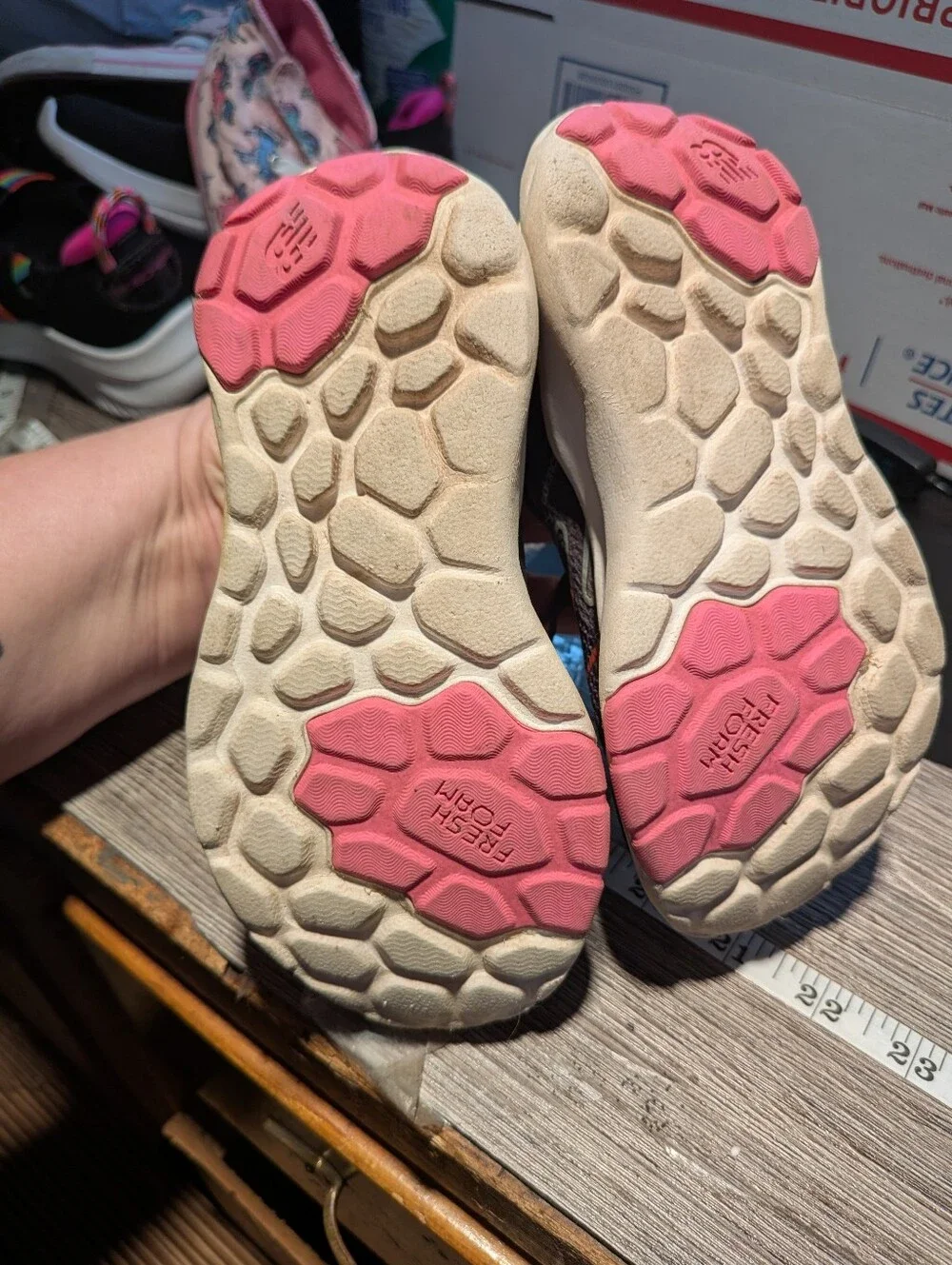 New Balance Fresh Foam Roav v2 shoes Toddler Size 11‎